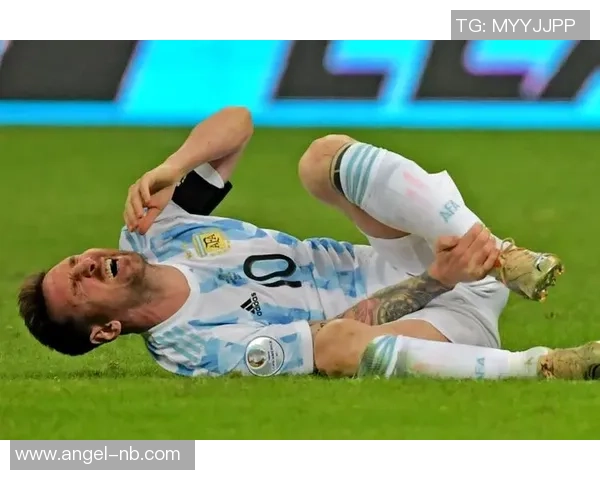 从贫民窟到世界之巅 足球巨星们的传奇奋斗故事