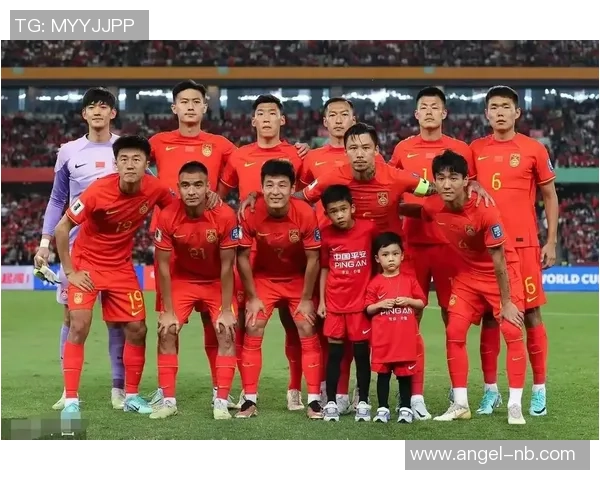 世界杯足球球星对比分析图揭示顶级球员实力差异与风格特点